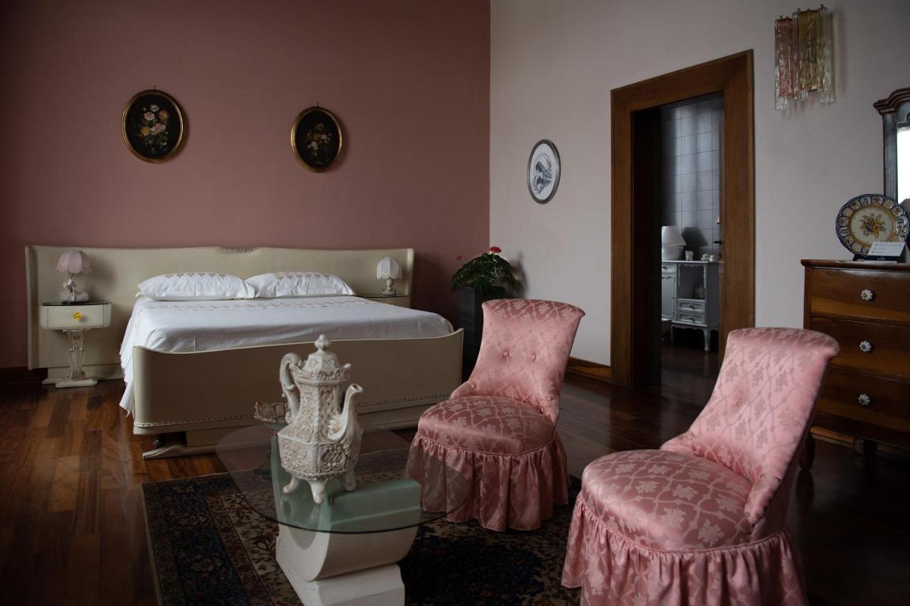 Calvisano Palazzo Bed And Breakfast المظهر الخارجي الصورة