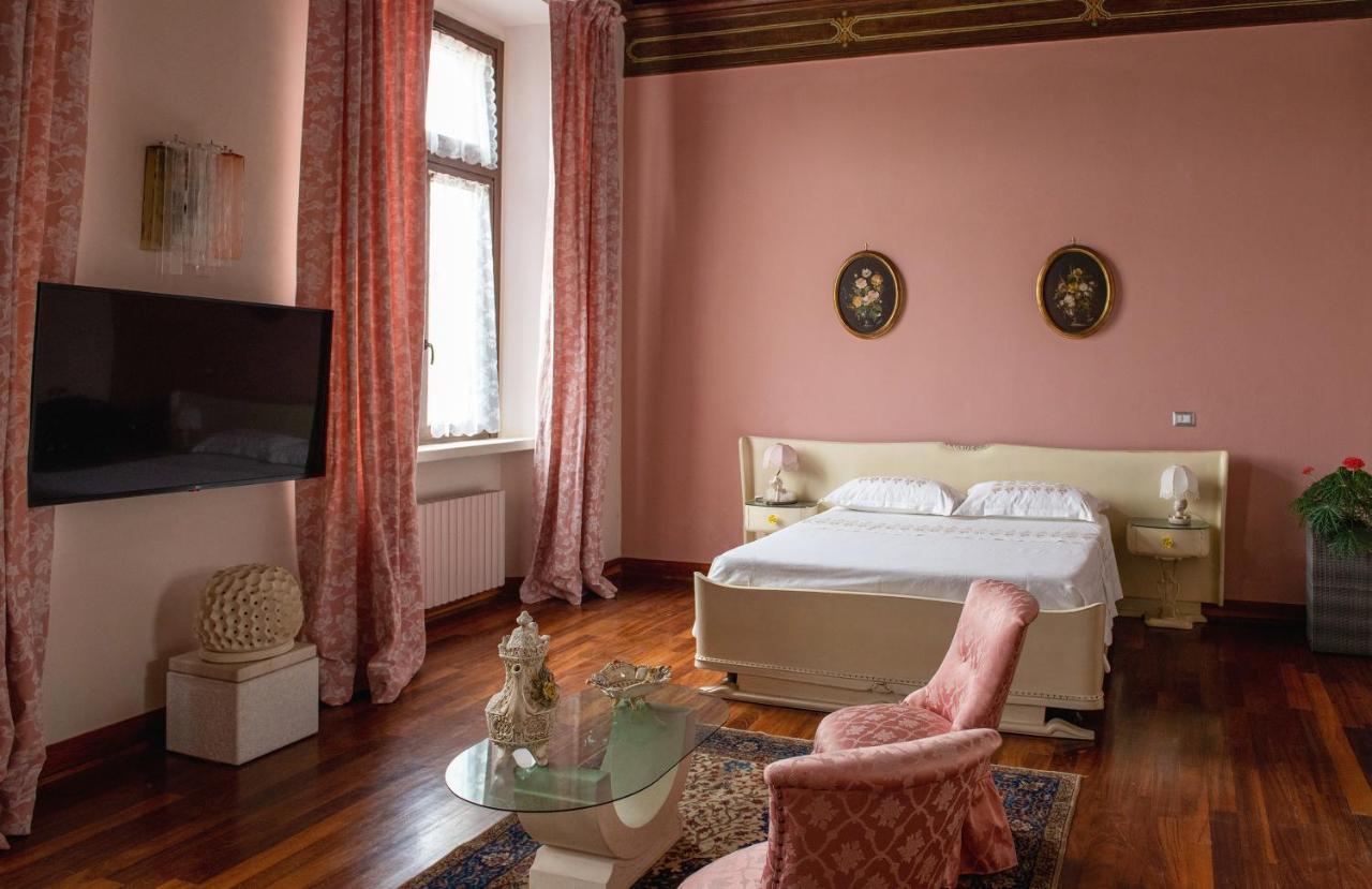 Calvisano Palazzo Bed And Breakfast المظهر الخارجي الصورة