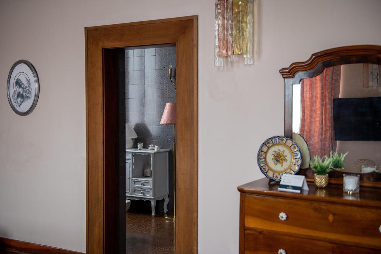 Calvisano Palazzo Bed And Breakfast المظهر الخارجي الصورة